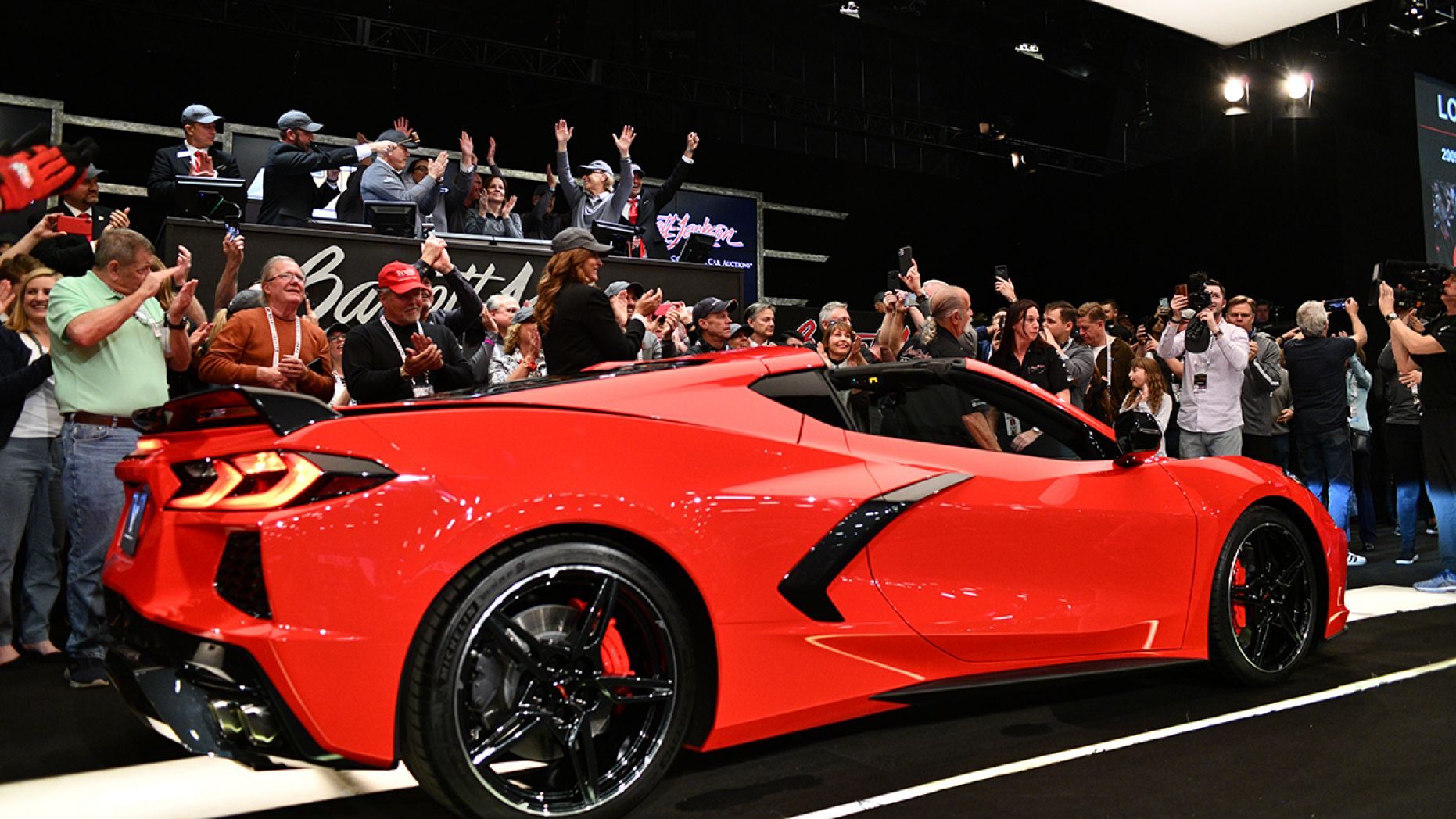 Первый Chevrolet Corvette Stingray 2020 года продан за 3 млн